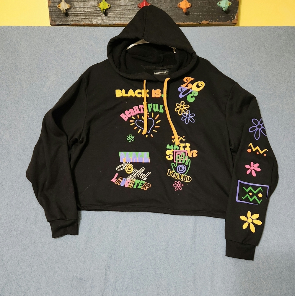 Modern Lux printed hoodie. Size 11/13
